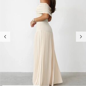 NEW WITH TAGS Maxi Dress (Ivory)